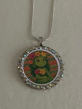 Silver-Tone Green Moana Pendant Necklace